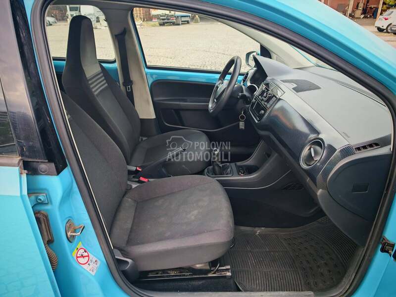 Volkswagen up! 