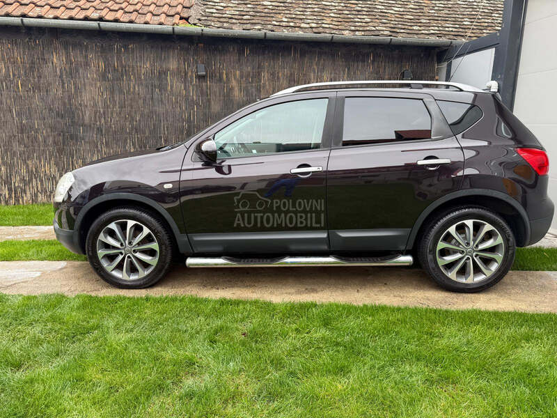 Nissan Qashqai P A N O R A M A