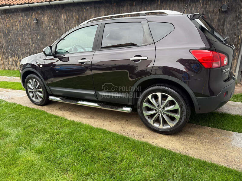 Nissan Qashqai P A N O R A M A