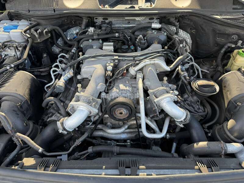 Kompletan motor 4.2tdi