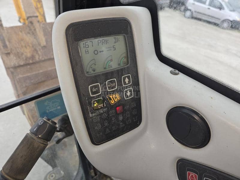 JCB JS 145W bager točkaš