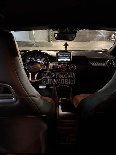 Mercedes Benz A 220 