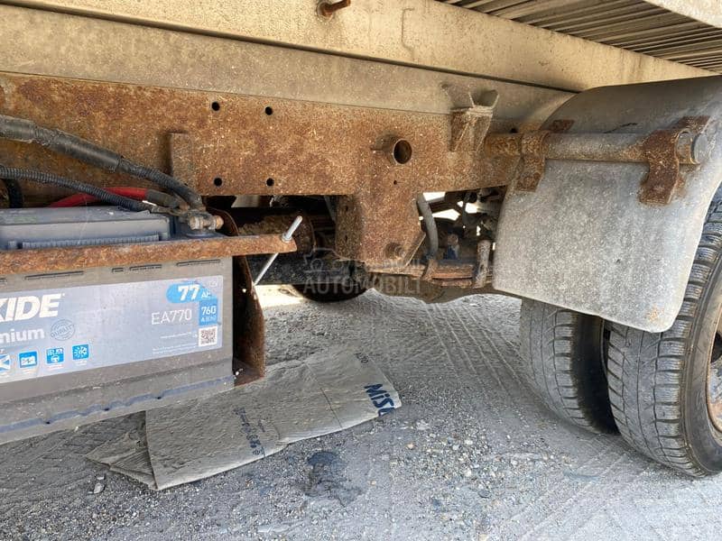 Kia K2500 3 strani Kiper