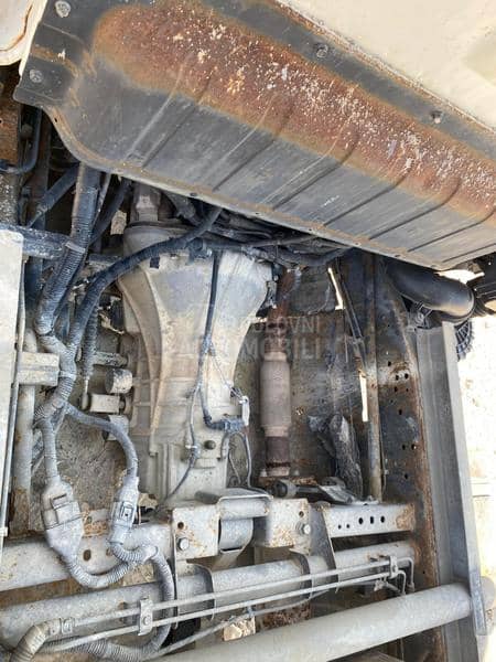 Kia K2500 3 strani Kiper