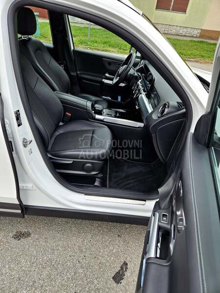Mercedes Benz GLB 200 2.0 progresive