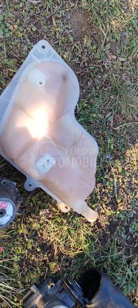 boca posuda za antifriz a6 c5