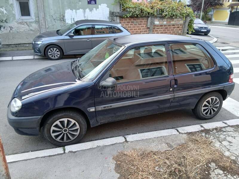 Citroen Saxo 