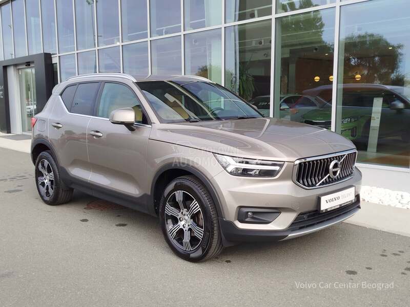 Volvo XC40 T3 MOMENTUM PRO A/T