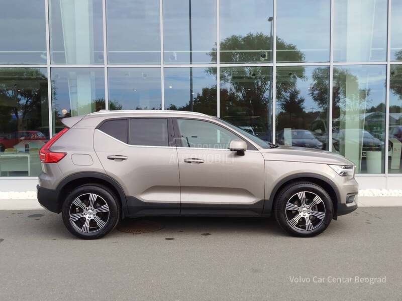 Volvo XC40 T3 MOMENTUM PRO A/T
