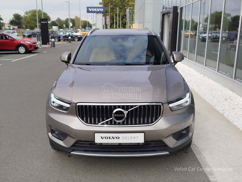 Volvo XC40 T3 MOMENTUM PRO A/T