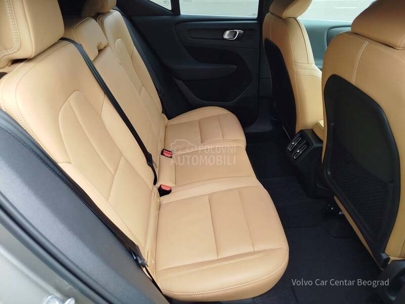 Volvo XC40 T3 MOMENTUM PRO A/T