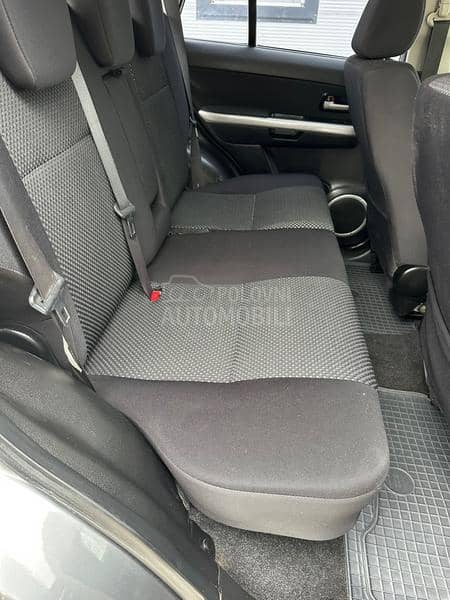 Suzuki Grand Vitara  Suzuki Grand Vitara