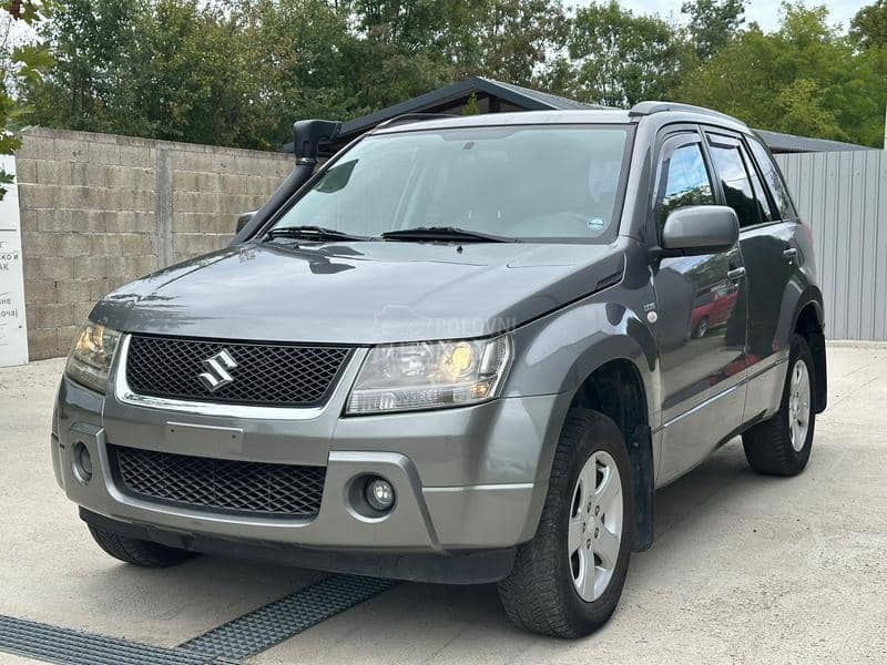 Suzuki Grand Vitara  Suzuki Grand Vitara