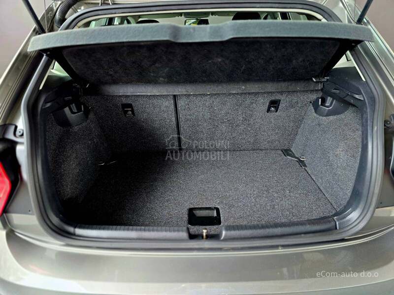Volkswagen Polo 1.0 COMFORTLINE
