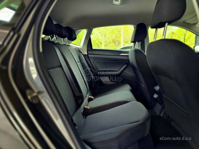 Volkswagen Polo 1.0 COMFORTLINE