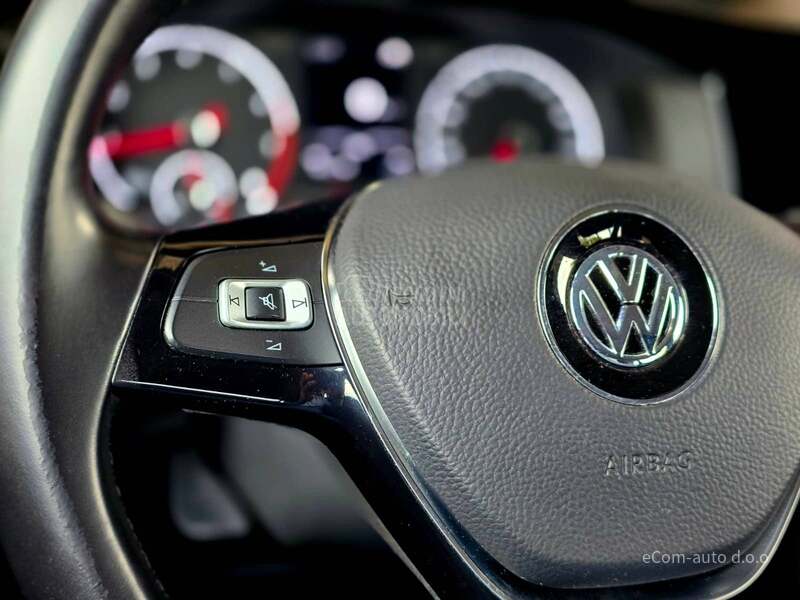 Volkswagen Polo 1.0 COMFORTLINE