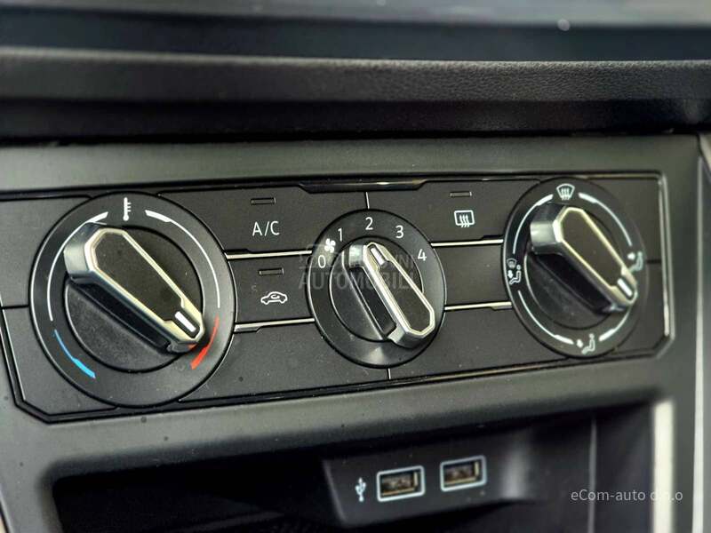 Volkswagen Polo 1.0 COMFORTLINE