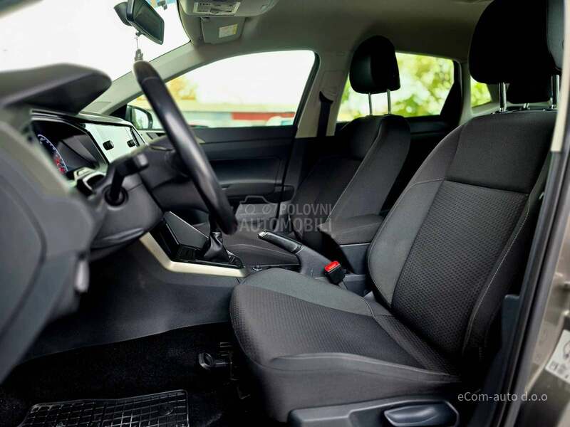 Volkswagen Polo 1.0 COMFORTLINE