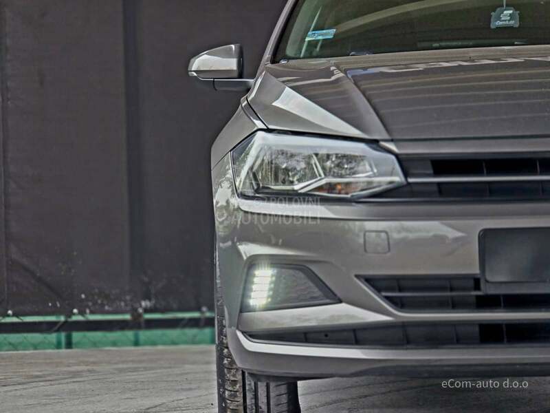 Volkswagen Polo 1.0 COMFORTLINE