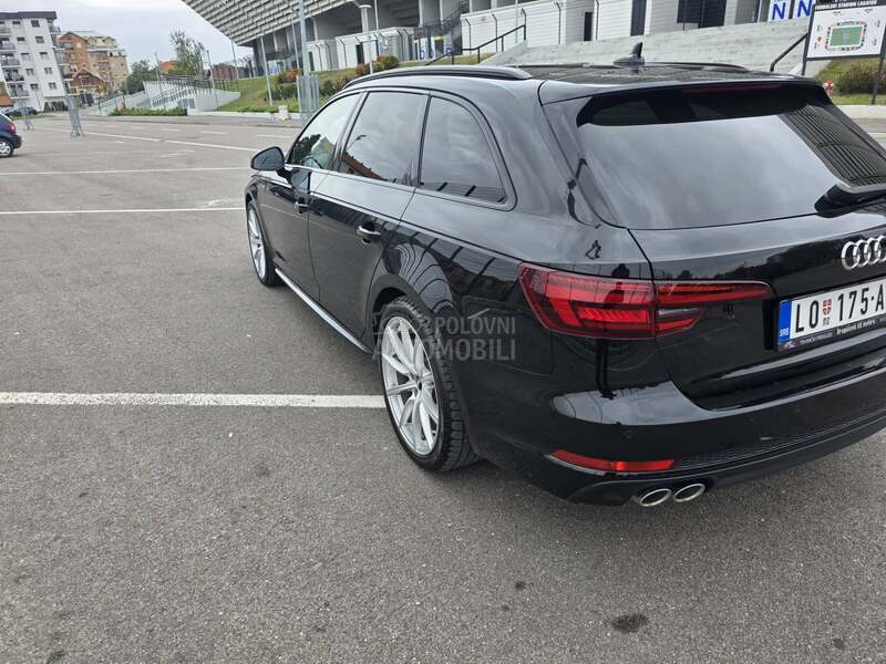 Audi A4 Black edit 3xsline