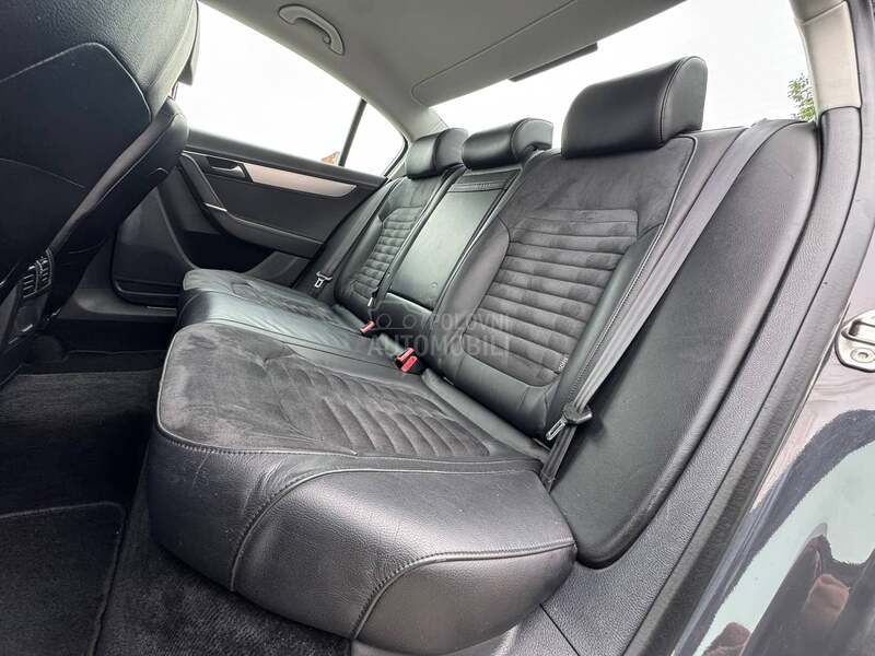 Volkswagen Passat B7 
