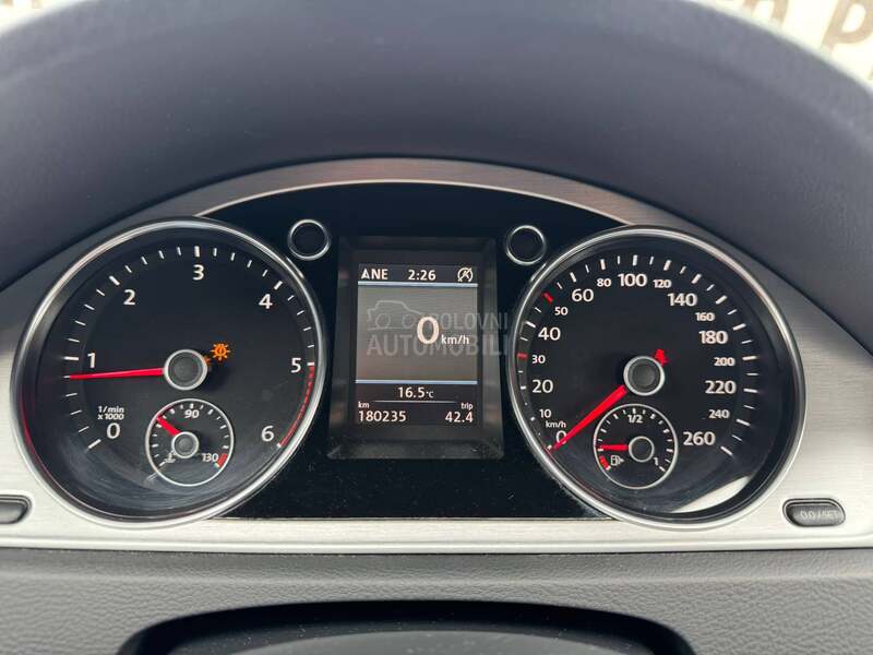 Volkswagen Passat B7 