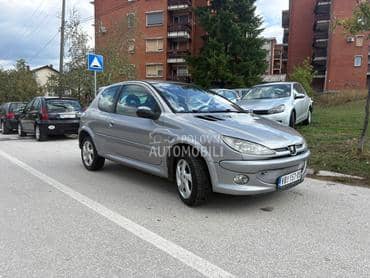 Peugeot 206 14 i. 8v