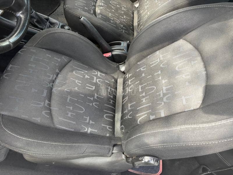 Peugeot 206 14 i. 8v