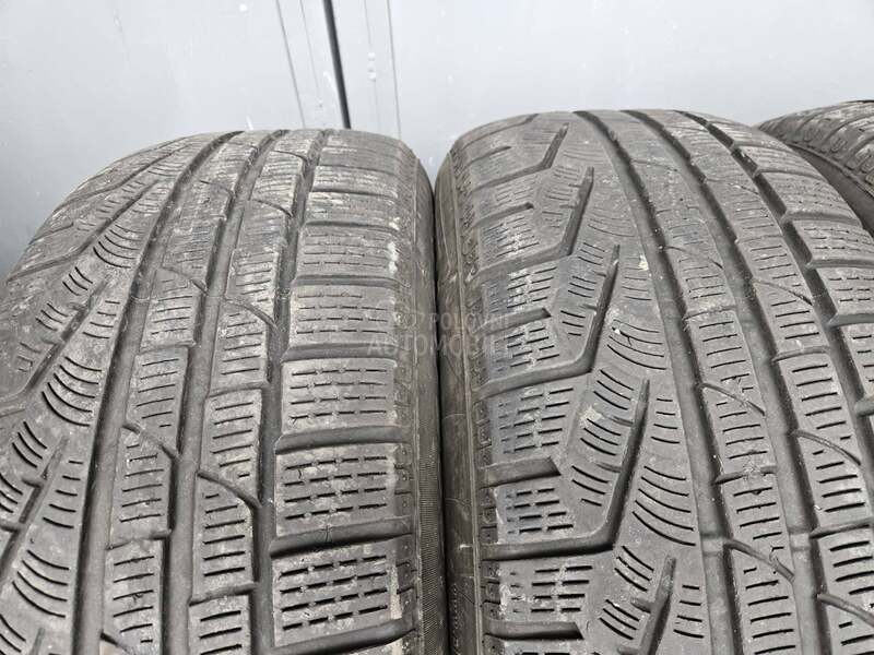 Pirelli 225/60 R16 Zimska