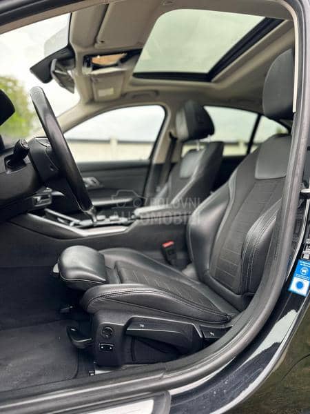BMW 320d Virt/Pano/ V.Ser