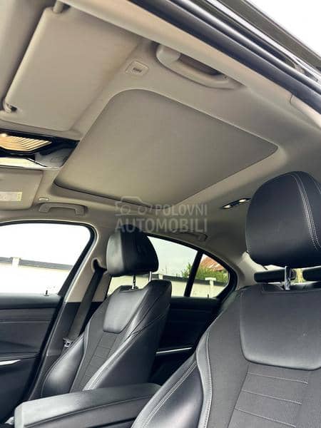 BMW 320d Virt/Pano/ V.Ser