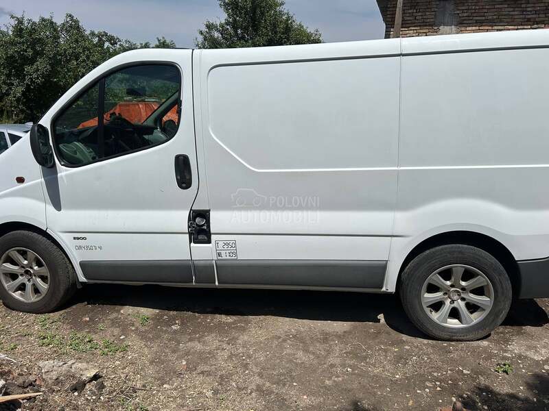Opel Vivaro 