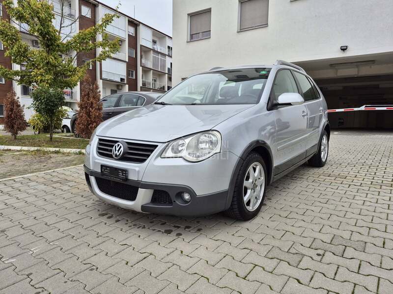 Volkswagen Polo 1.6 8V CROSS CH