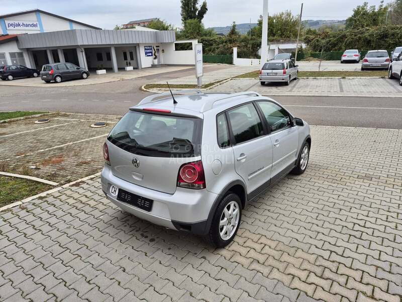 Volkswagen Polo 1.6 8V CROSS CH