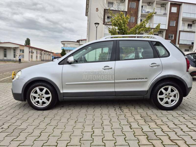Volkswagen Polo 1.6 8V CROSS CH