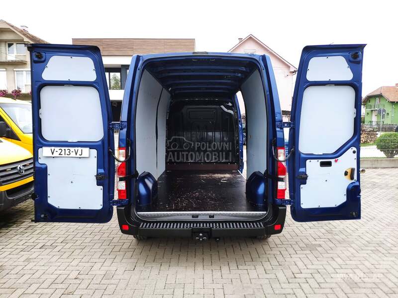 Renault Master 2.3 DCI MAXI 370cm