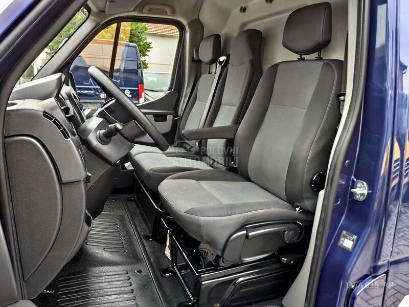 Renault Master 2.3 DCI MAXI 370cm