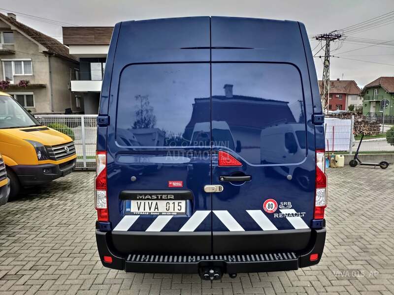 Renault Master 2.3 DCI MAXI 370cm
