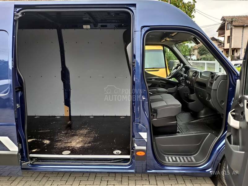 Renault Master 2.3 DCI MAXI 370cm