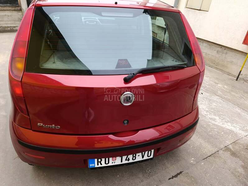 Fiat Punto 1.2 ben 5 v r a t a