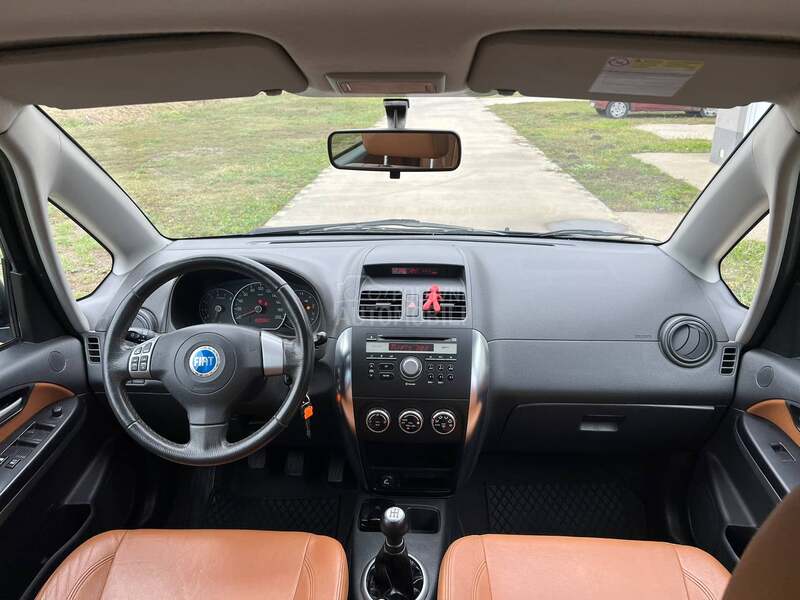 Fiat Sedici 1.6DYNAMIC 4x4 CH