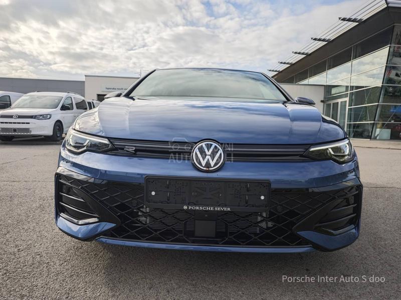 Volkswagen Golf 8 2.0 TDI R-LINE DSG