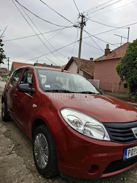 Dacia Sandero 1.4 i