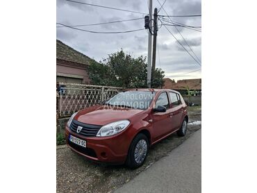 Dacia Sandero 1.4 i