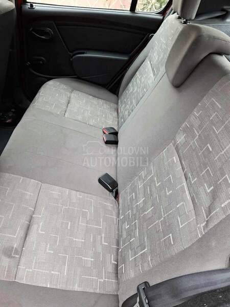 Dacia Sandero 1.4 i