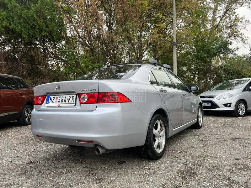 Honda Accord 2.0 Sport