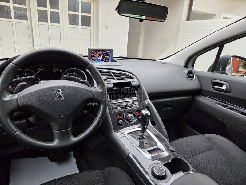 Peugeot 3008 1.6 Hdi/Nav/Aut Nov Peugeot 3008 1.6 Hdi/Nav/Aut Nov
