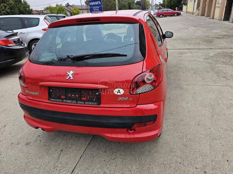 Peugeot 206 plus 1.4