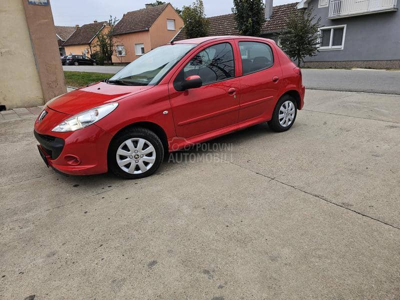 Peugeot 206 plus 1.4