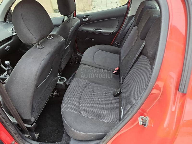 Peugeot 206 plus 1.4